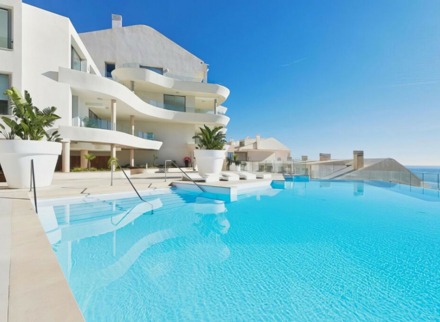 Resale - Apartment -
Benalmadena