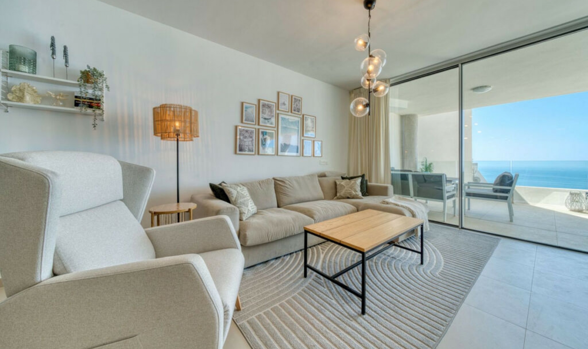 Resale - Apartment -
Benalmadena
