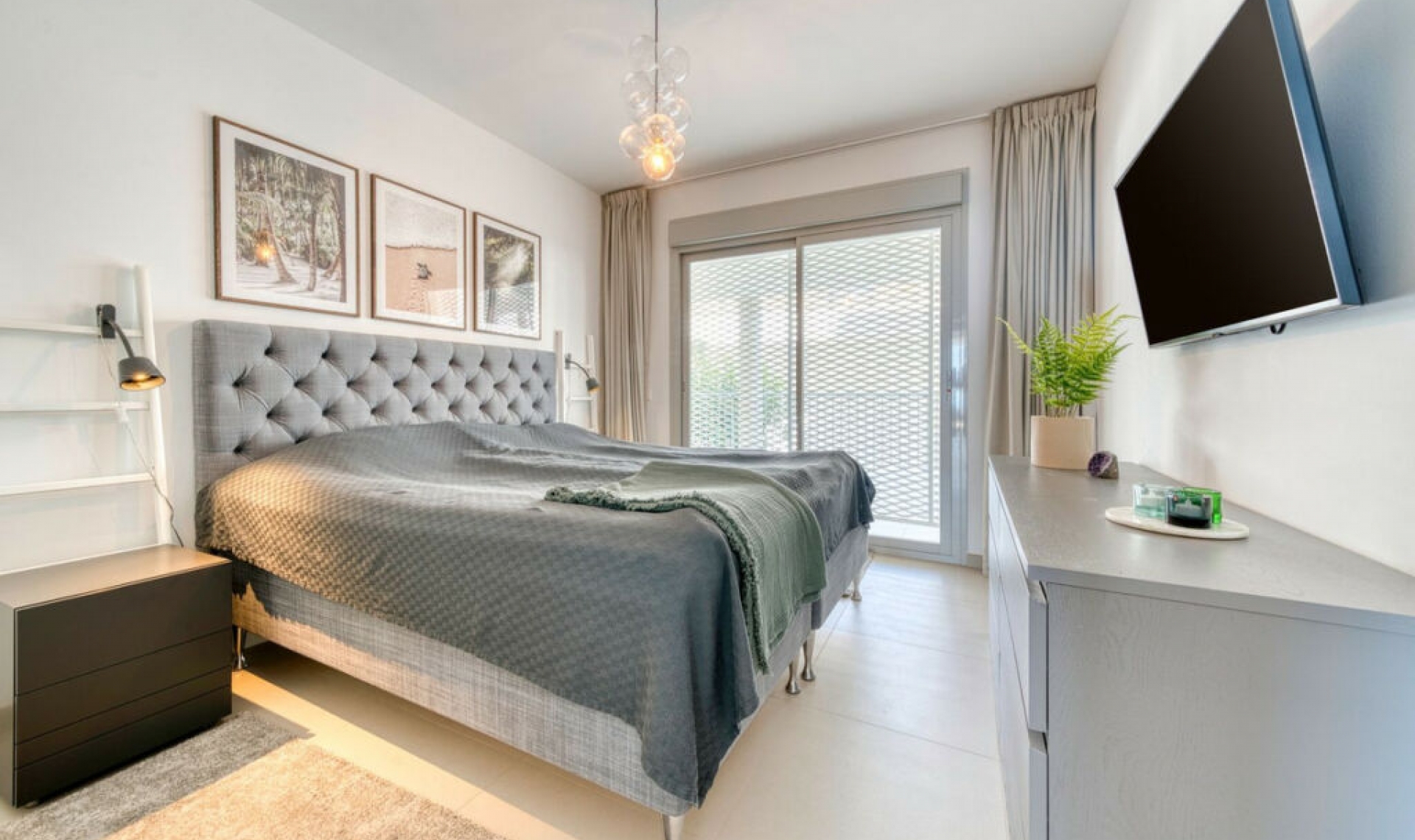 Resale - Apartment -
Benalmadena