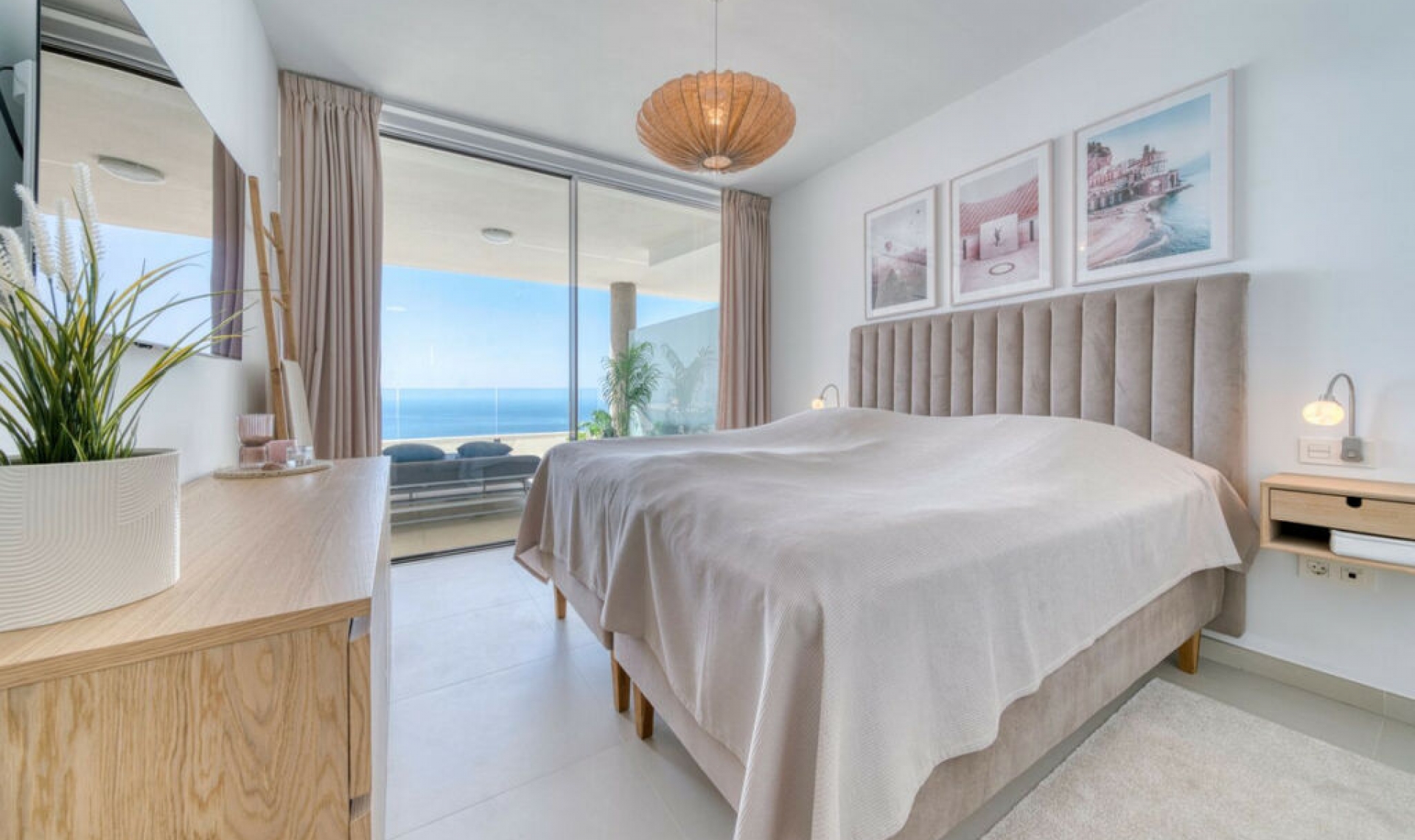 Resale - Apartment -
Benalmadena