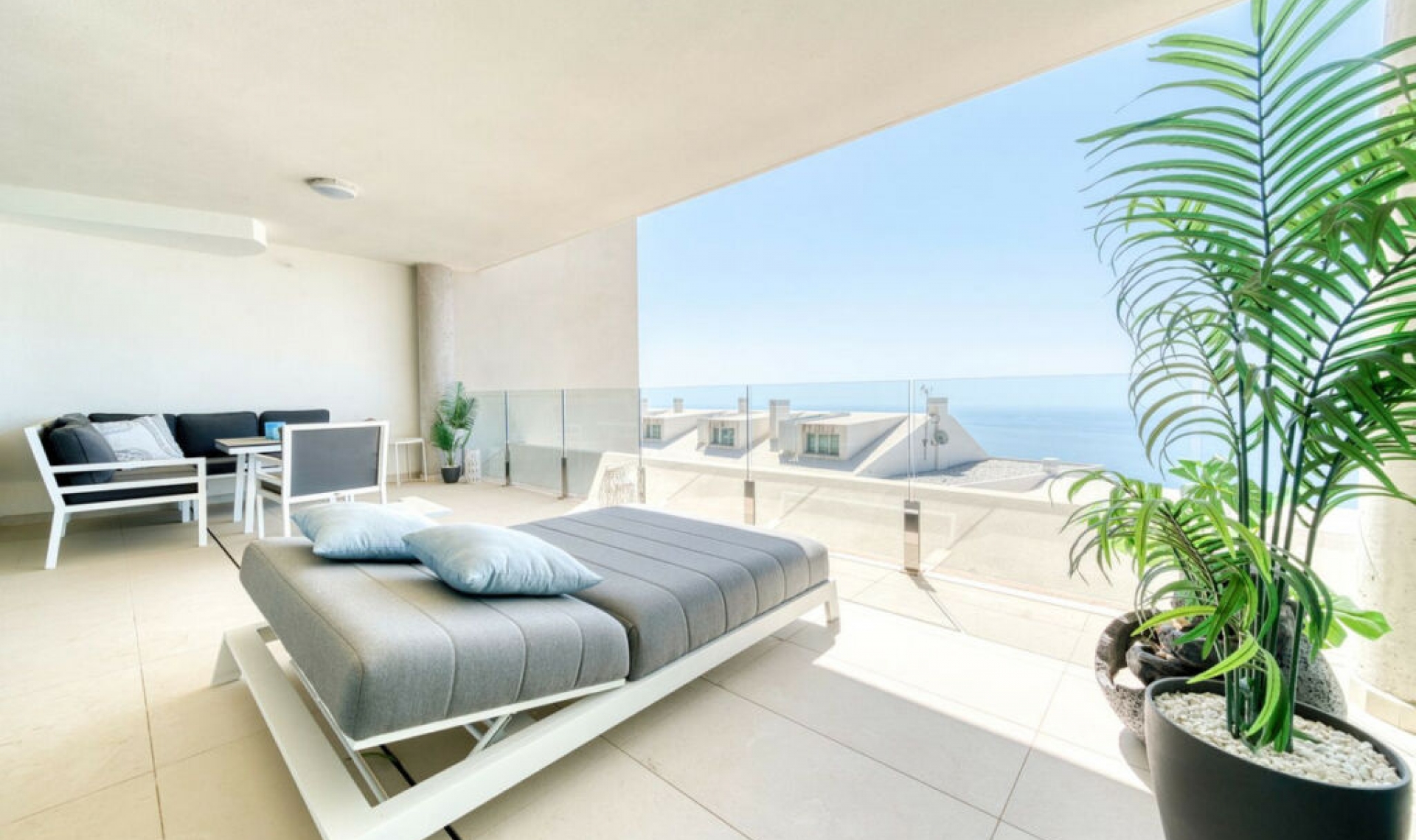 Resale - Apartment -
Benalmadena