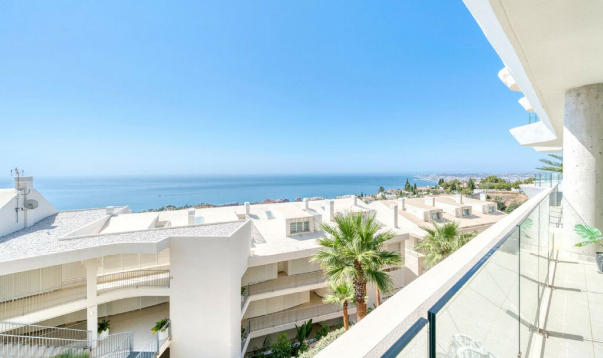 Resale - Apartment -
Benalmadena