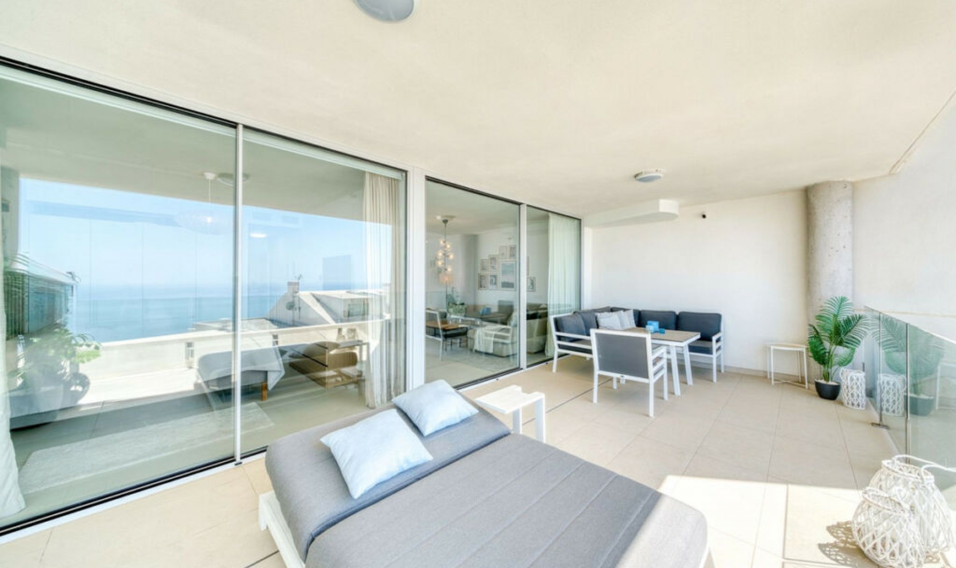 Resale - Apartment -
Benalmadena