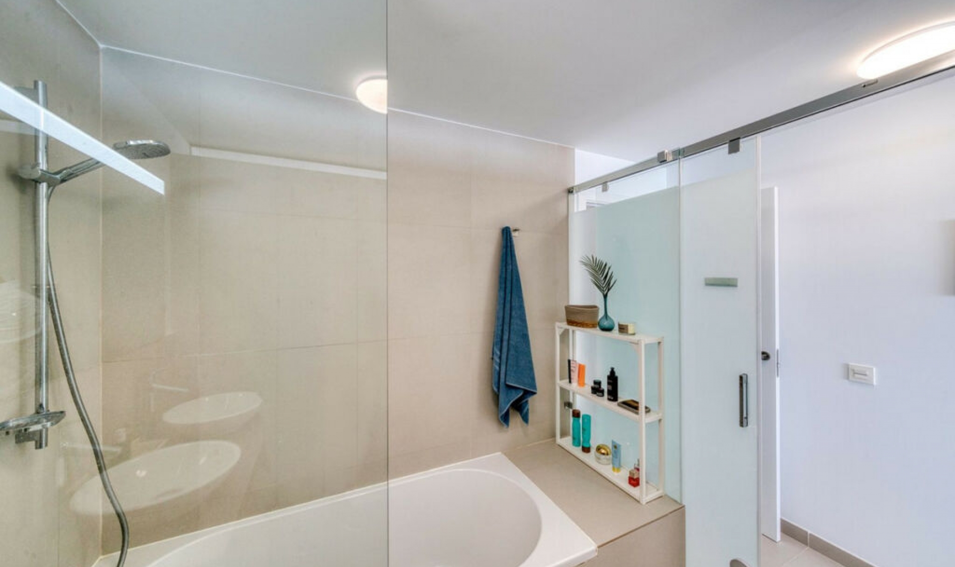 Resale - Apartment -
Benalmadena