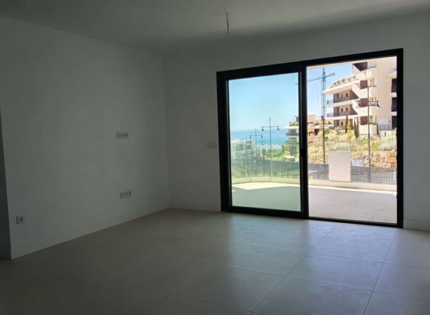Resale - Apartment -
Benalmadena