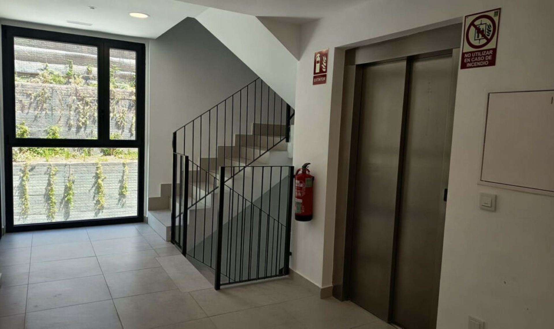 Resale - Apartment -
Benalmadena