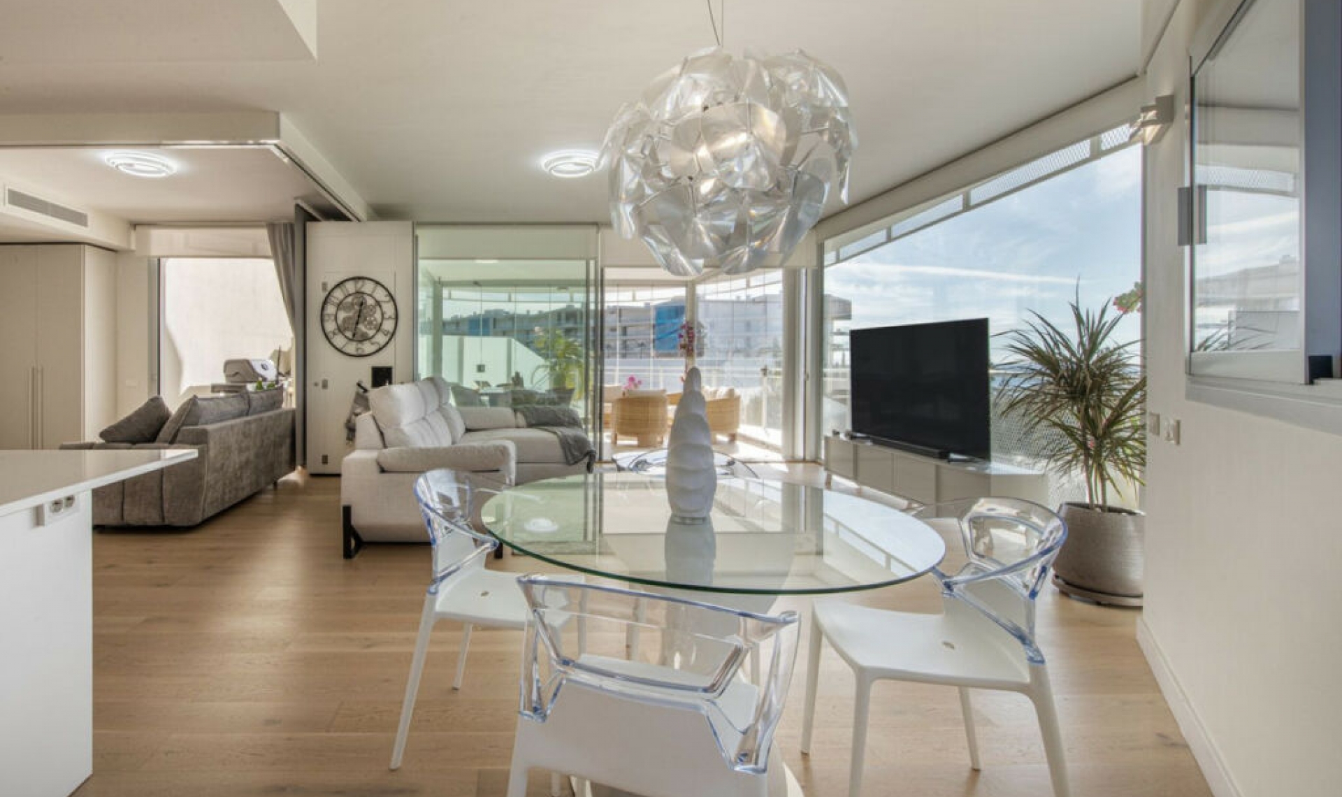 Resale - Apartment -
Benalmadena