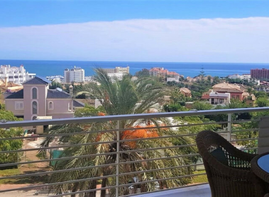 Resale - Apartment -
Benalmadena