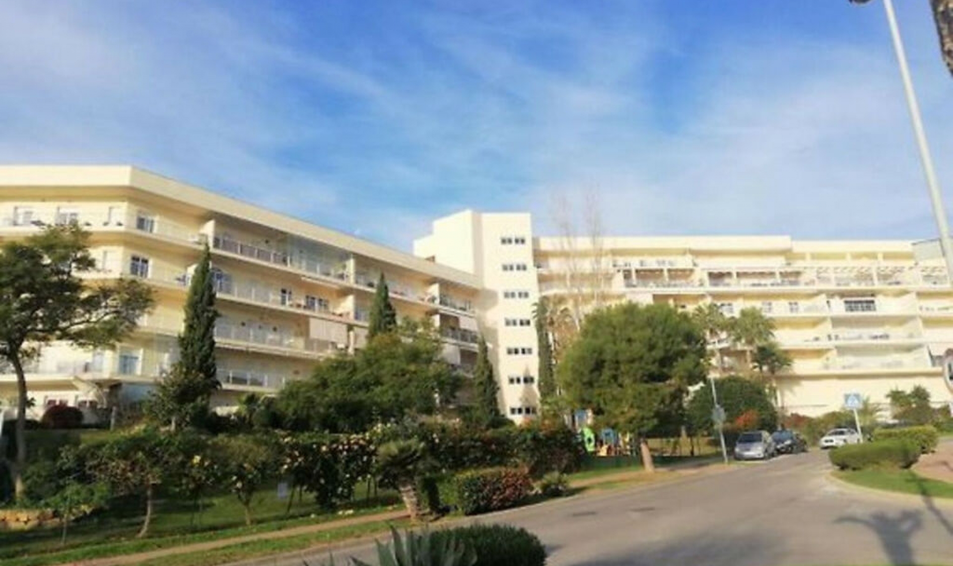 Resale - Apartment -
Benalmadena