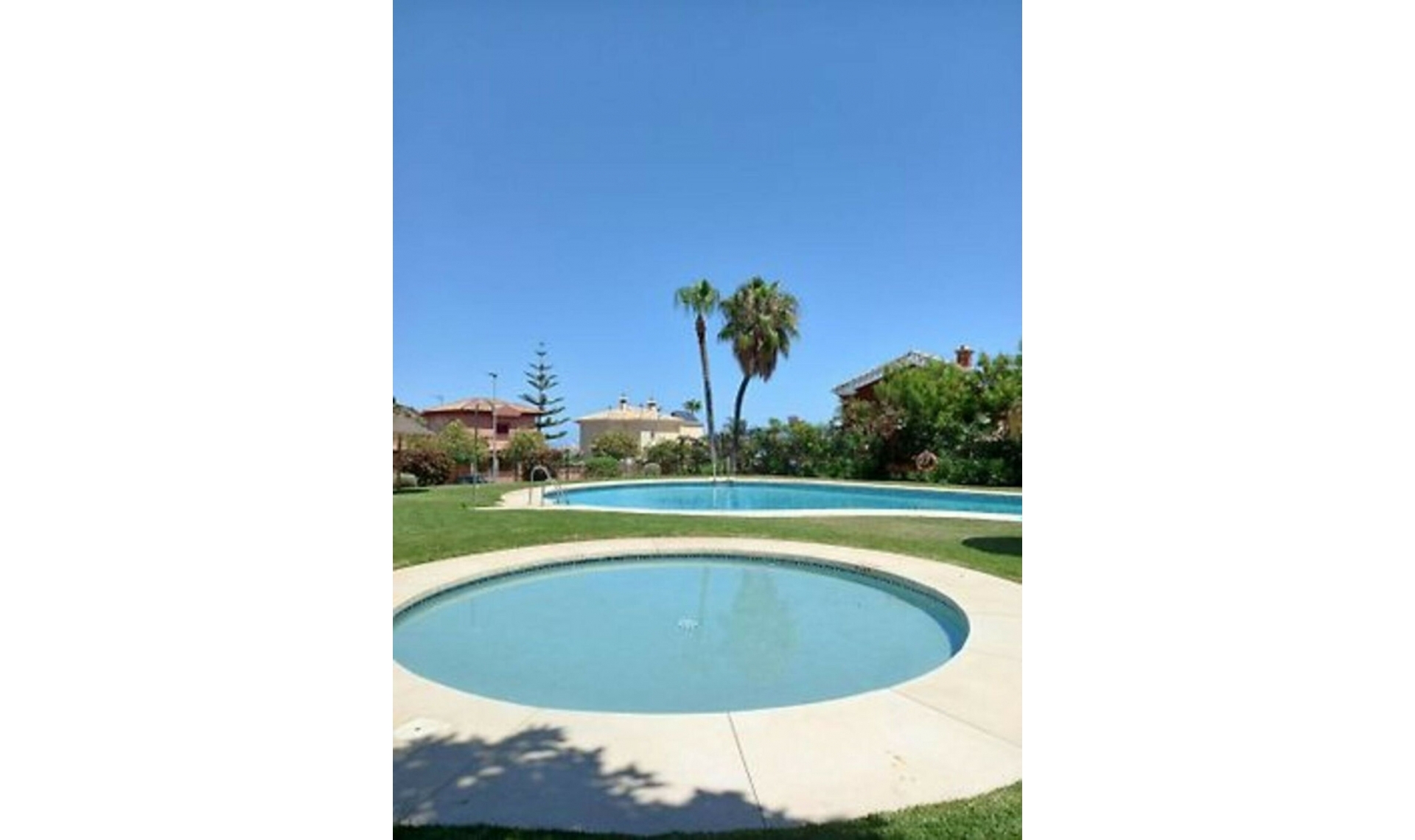 Resale - Apartment -
Benalmadena
