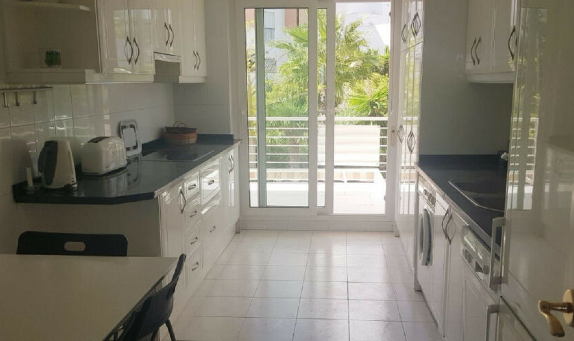 Resale - Apartment -
Benalmadena