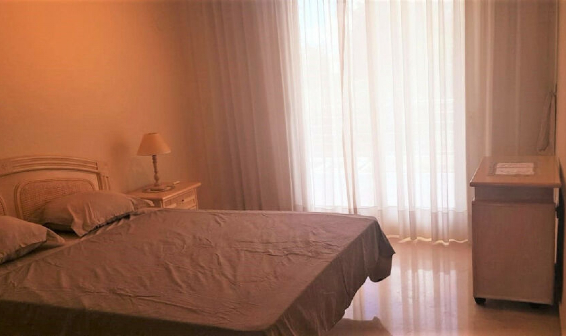 Resale - Apartment -
Benalmadena