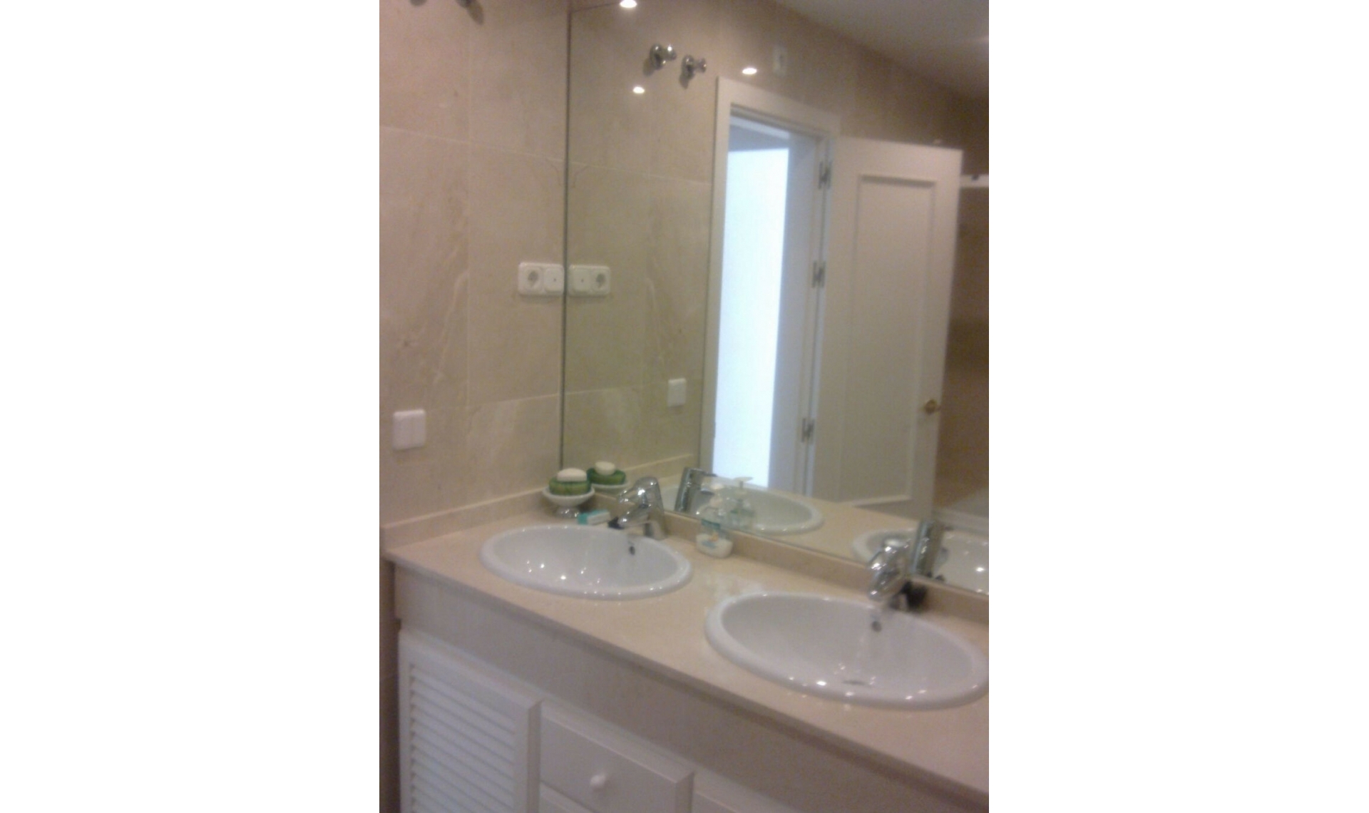 Resale - Apartment -
Benalmadena
