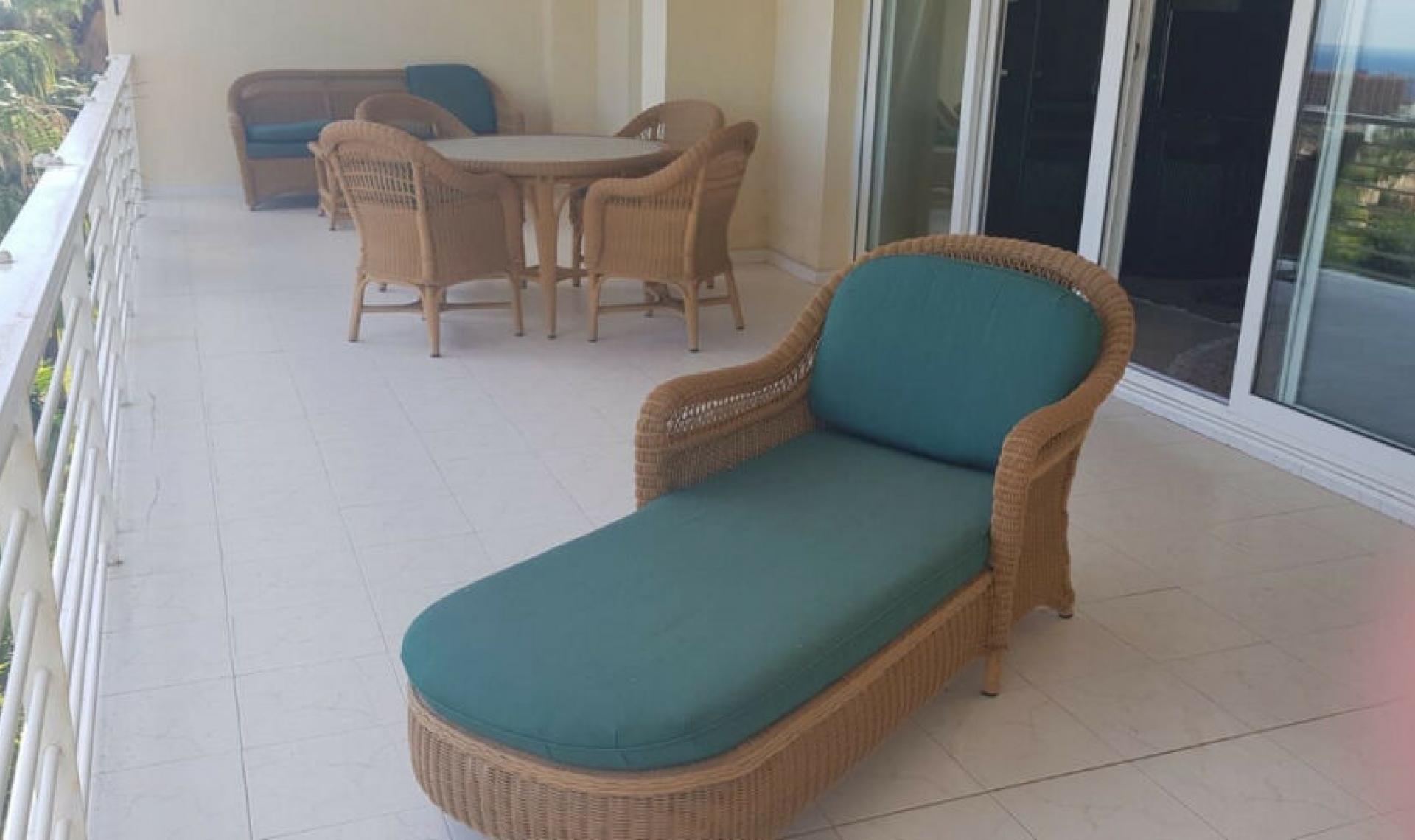 Resale - Apartment -
Benalmadena