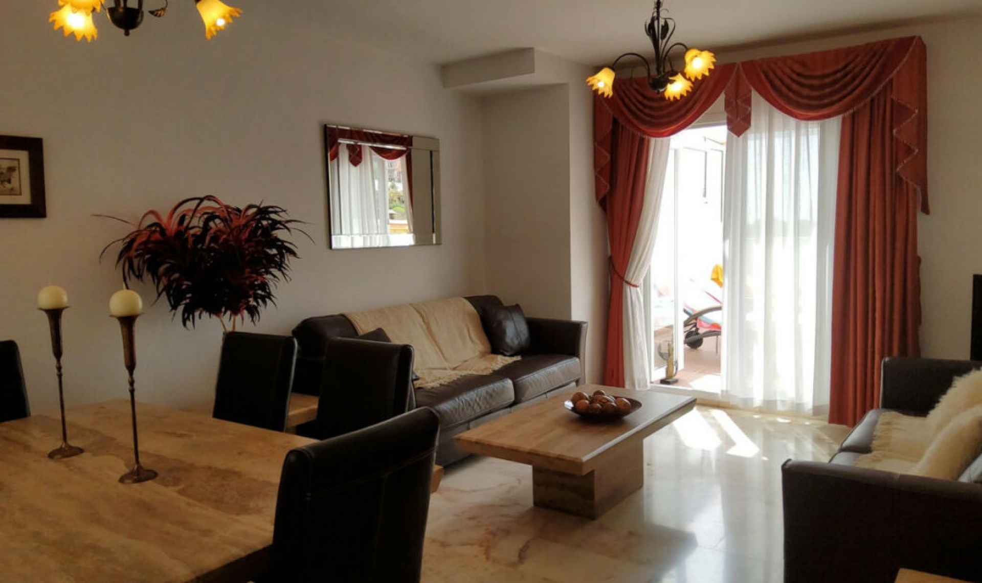 Resale - Apartment -
Benalmadena