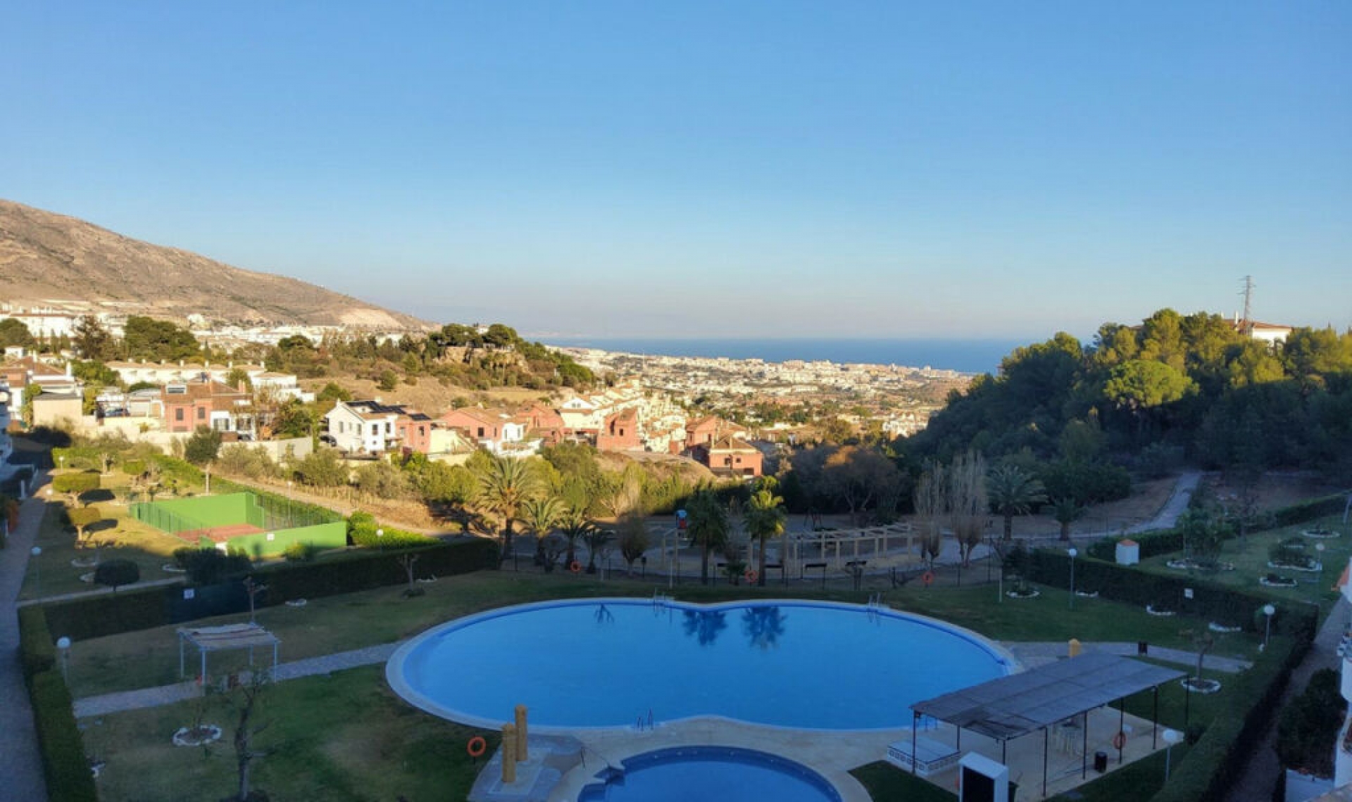 Resale - Apartment -
Benalmadena