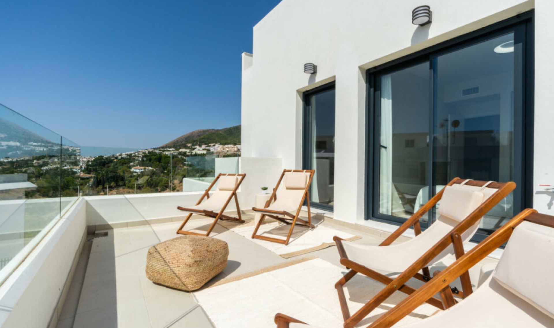 Resale - Apartment -
Benalmadena