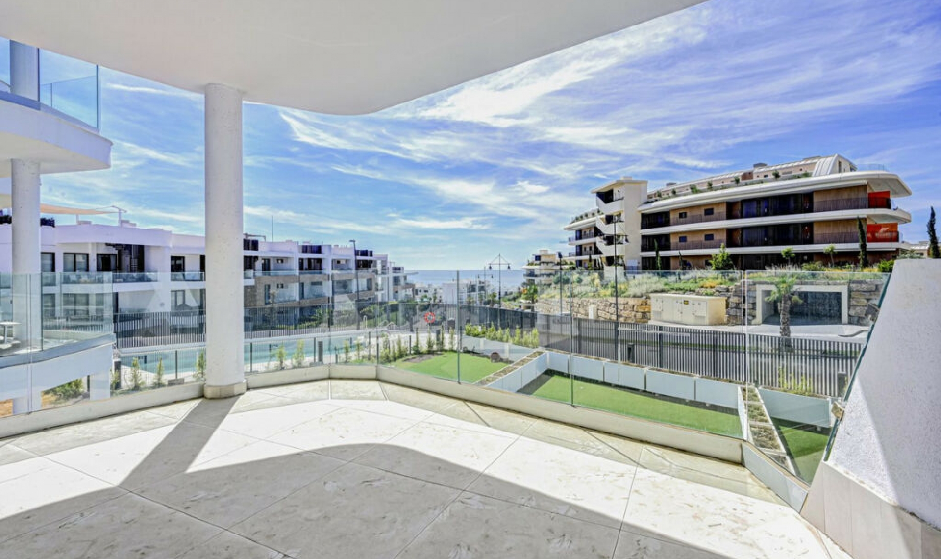 Resale - Apartment -
Benalmadena