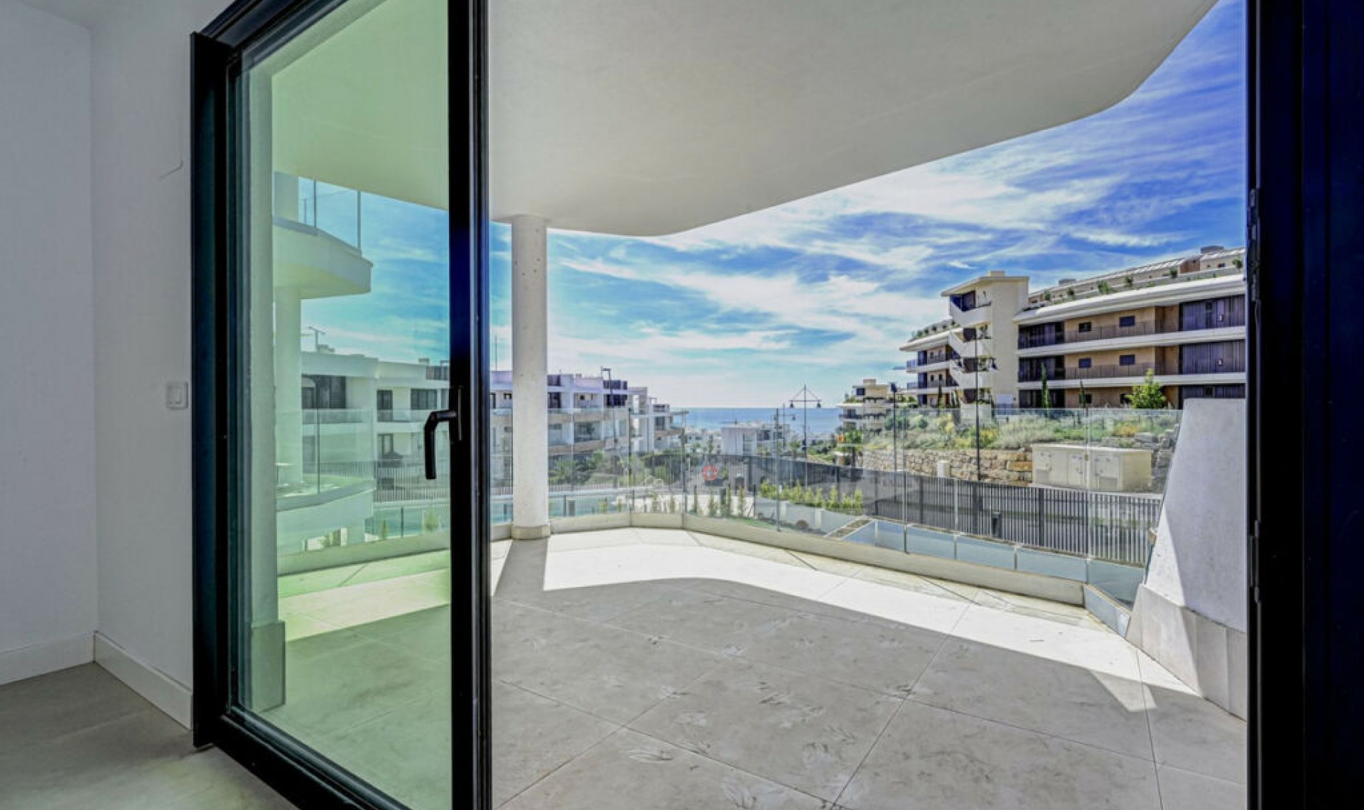 Resale - Apartment -
Benalmadena