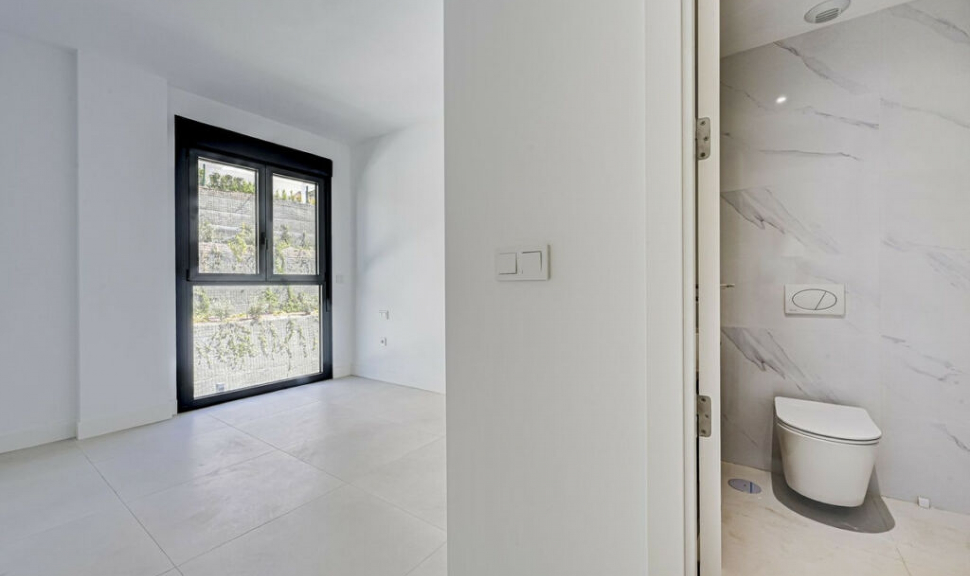 Resale - Apartment -
Benalmadena