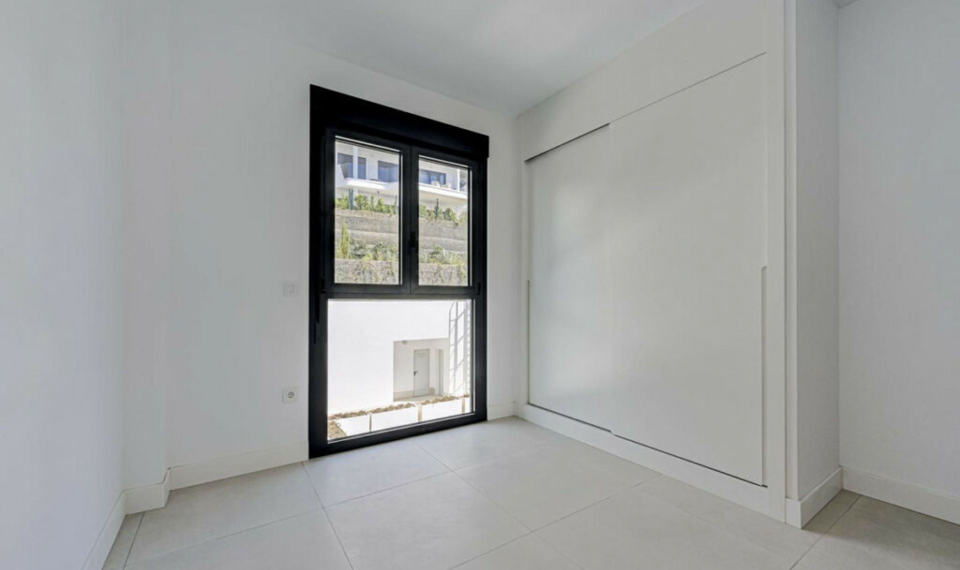 Resale - Apartment -
Benalmadena