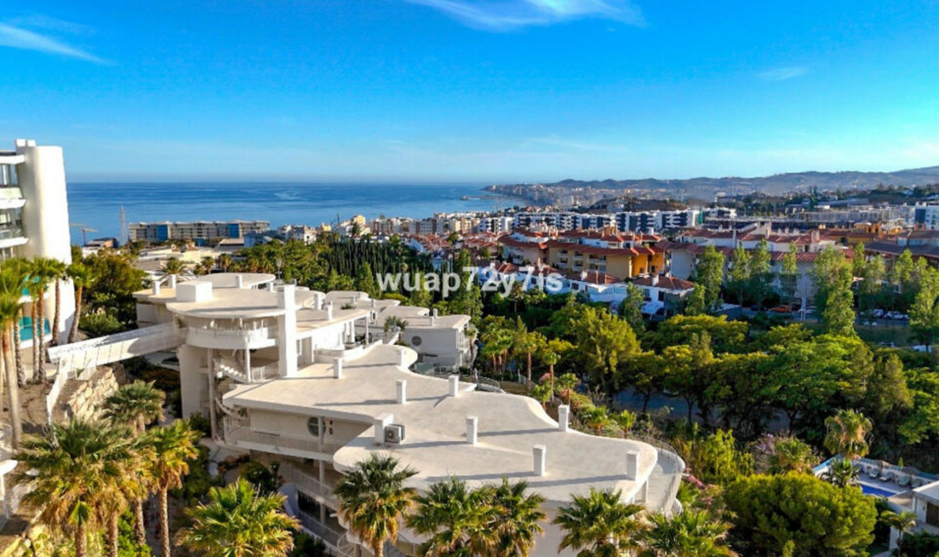 Resale - Apartment -
Benalmadena