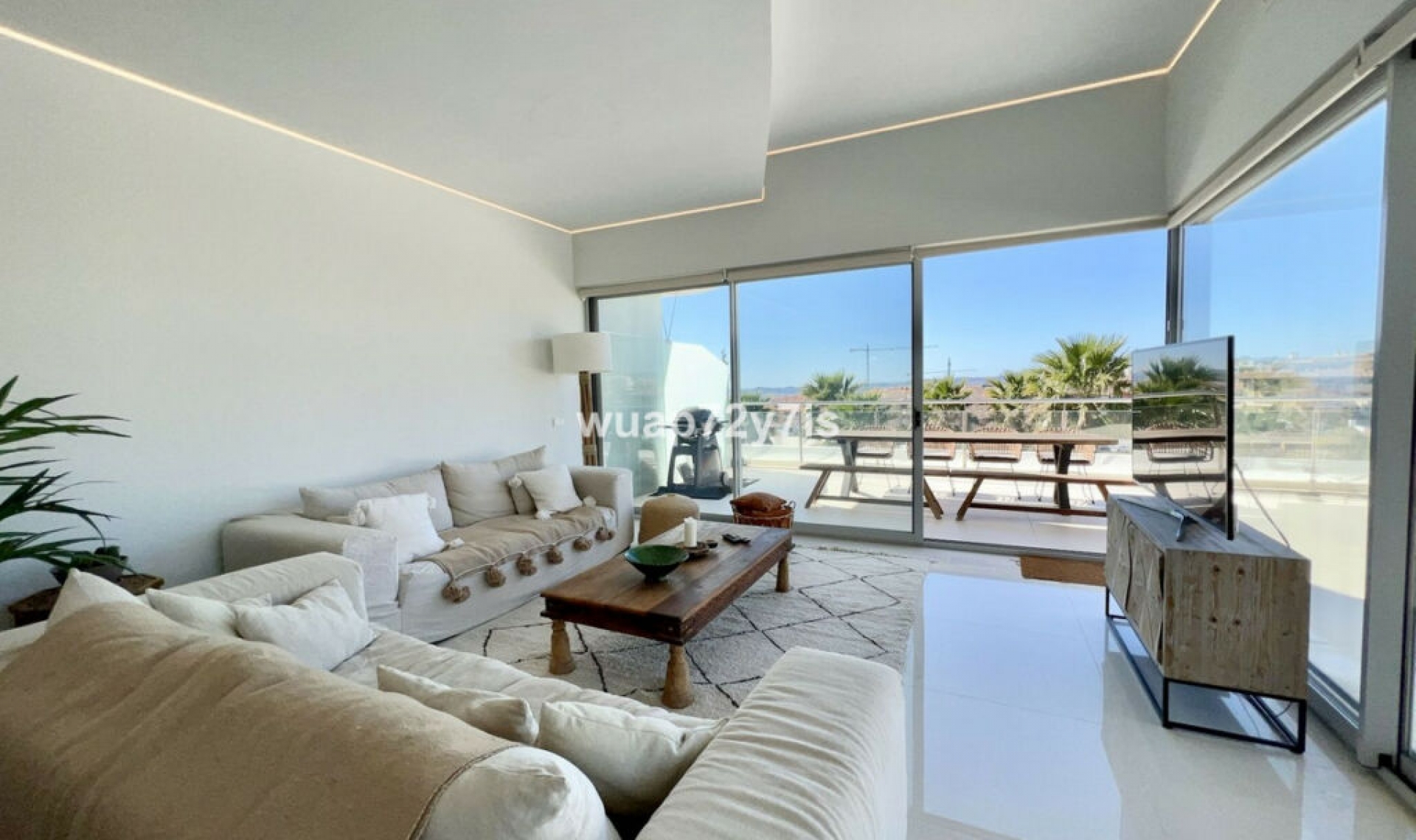 Resale - Apartment -
Benalmadena