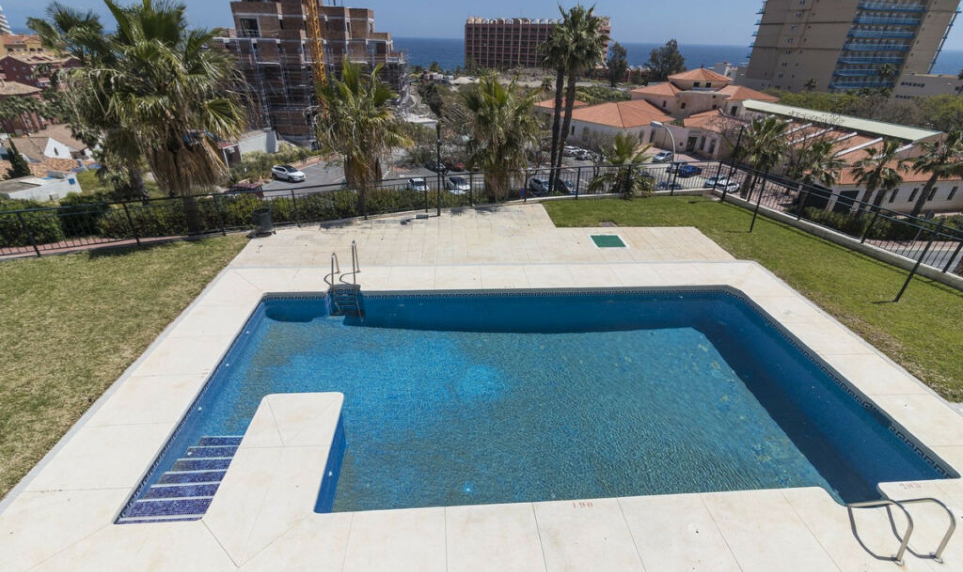 Resale - Apartment -
Benalmadena