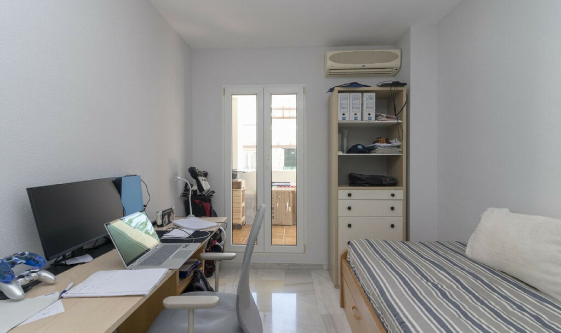 Resale - Apartment -
Benalmadena