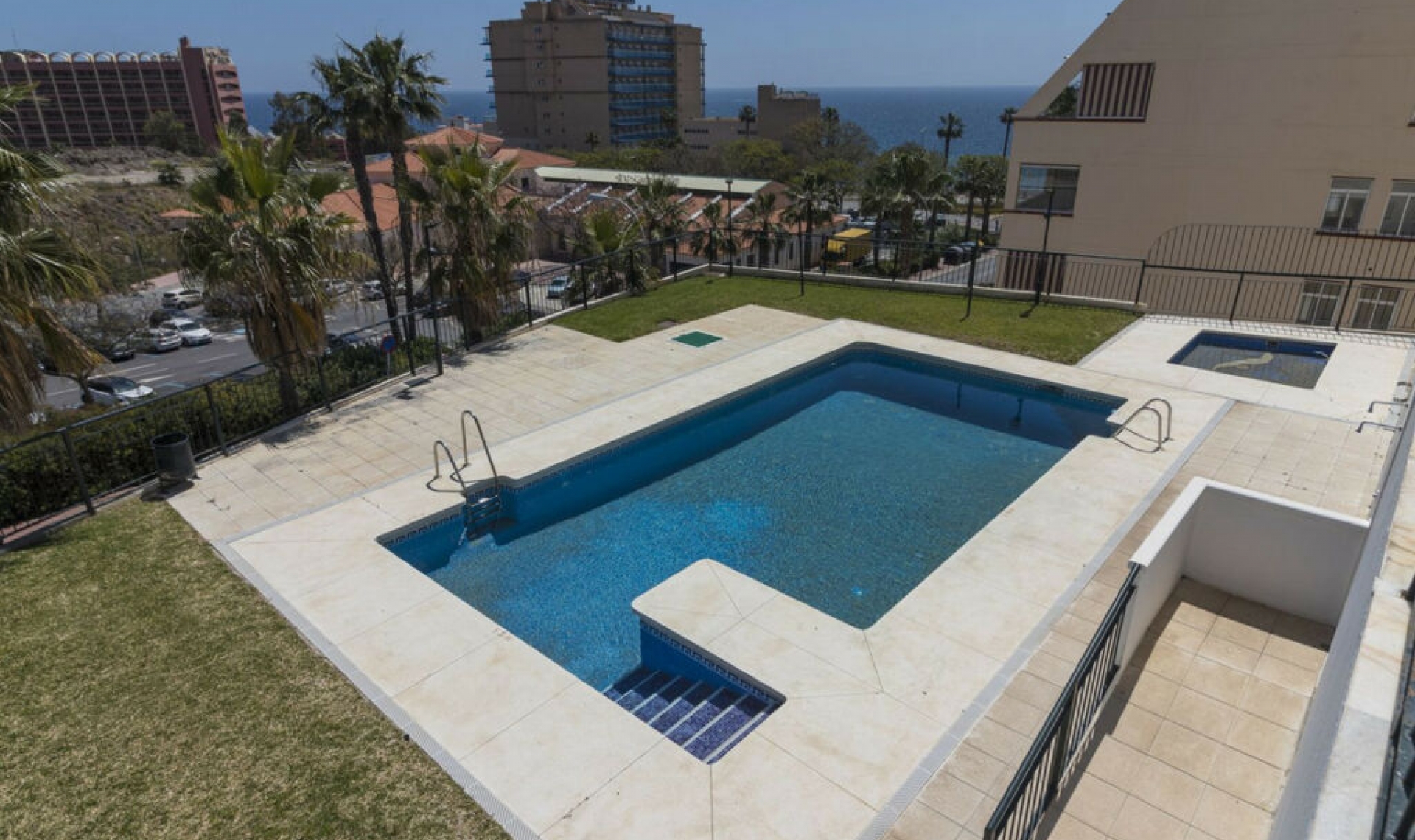 Resale - Apartment -
Benalmadena
