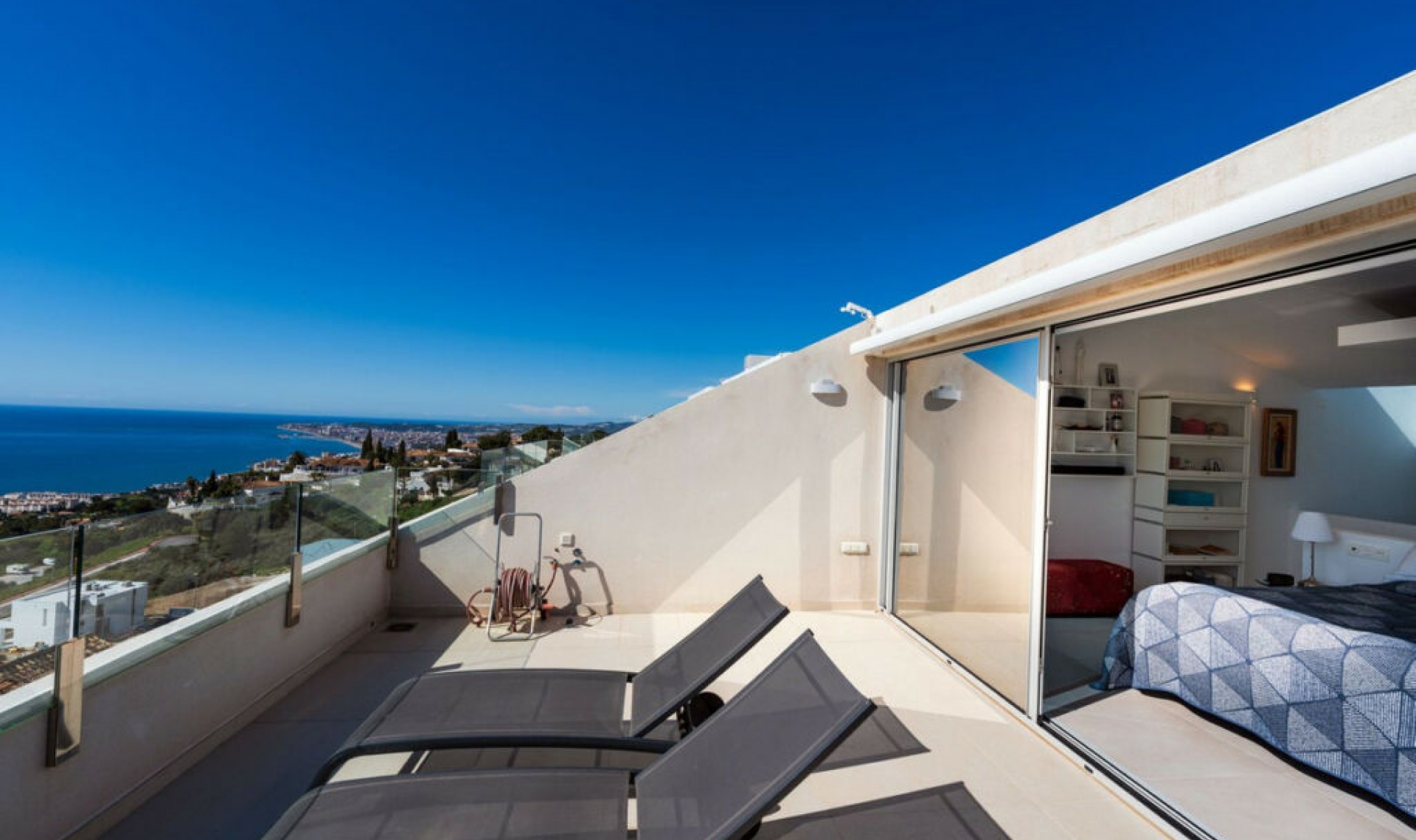 Resale - Apartment -
Benalmadena