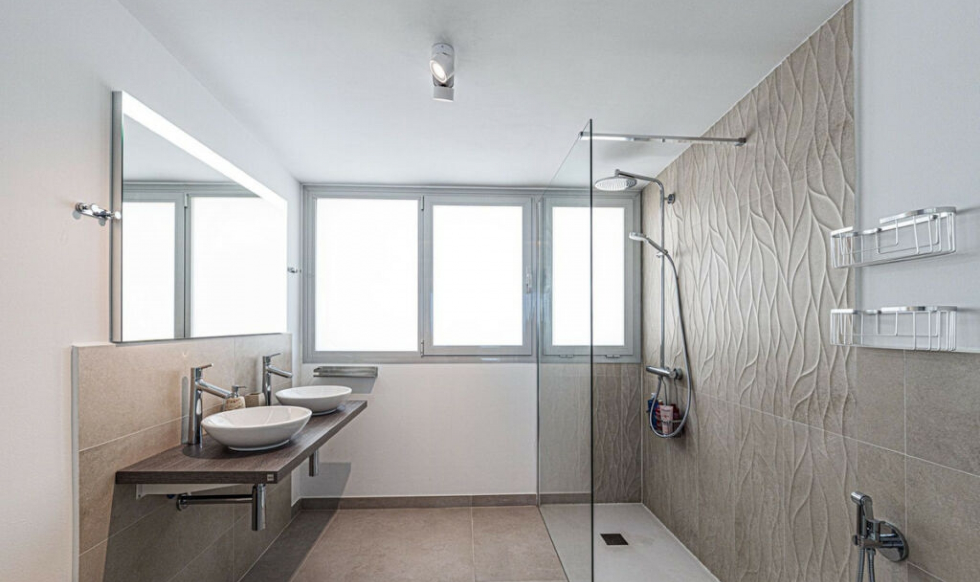 Resale - Apartment -
Benalmadena