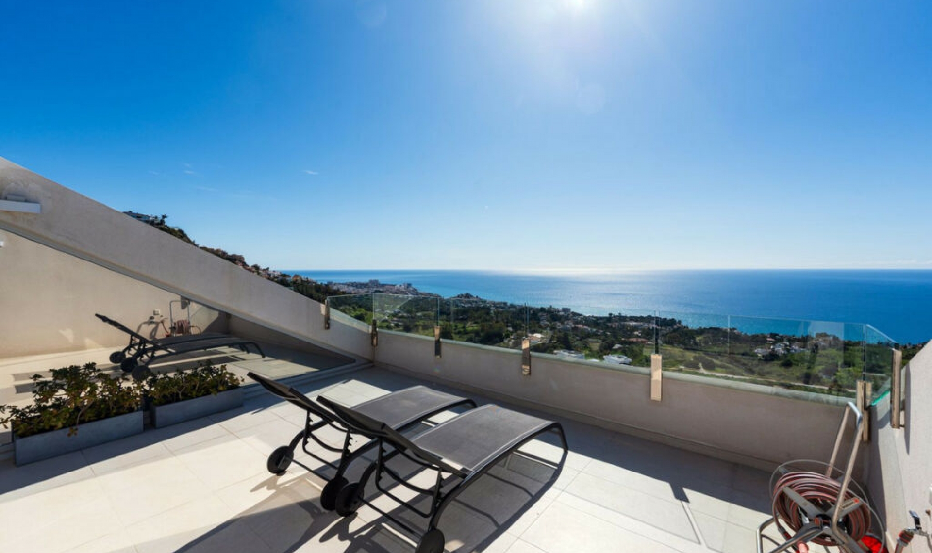 Resale - Apartment -
Benalmadena