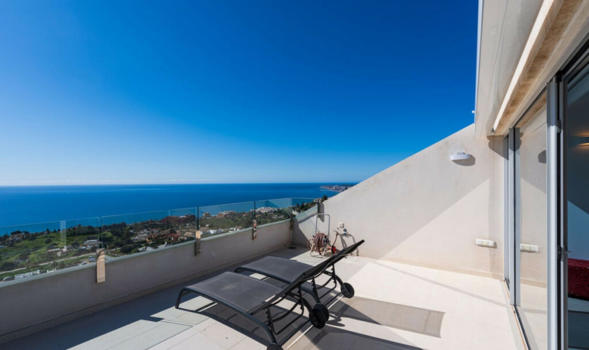 Resale - Apartment -
Benalmadena