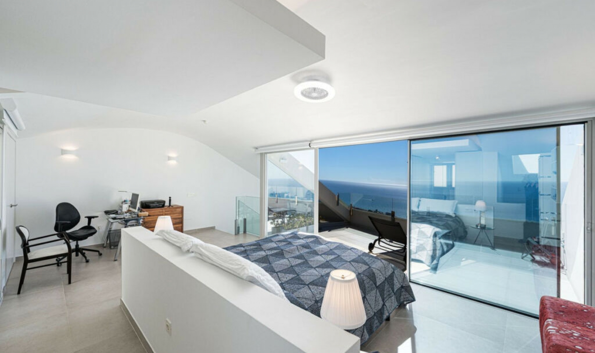 Resale - Apartment -
Benalmadena