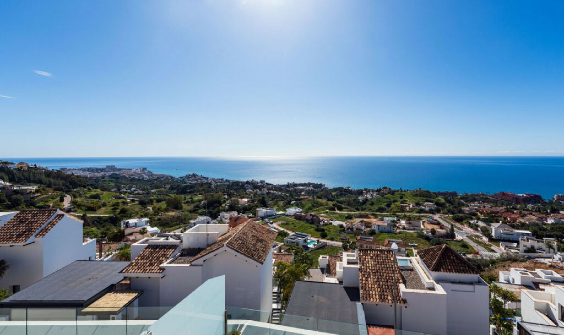 Resale - Apartment -
Benalmadena