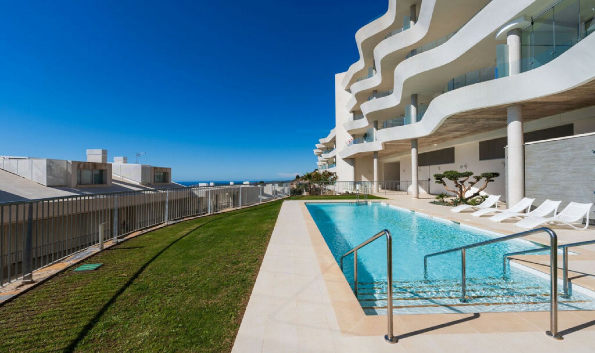 Resale - Apartment -
Benalmadena