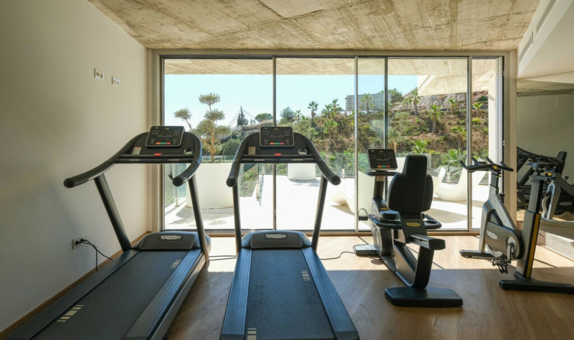 Resale - Apartment -
Benalmadena