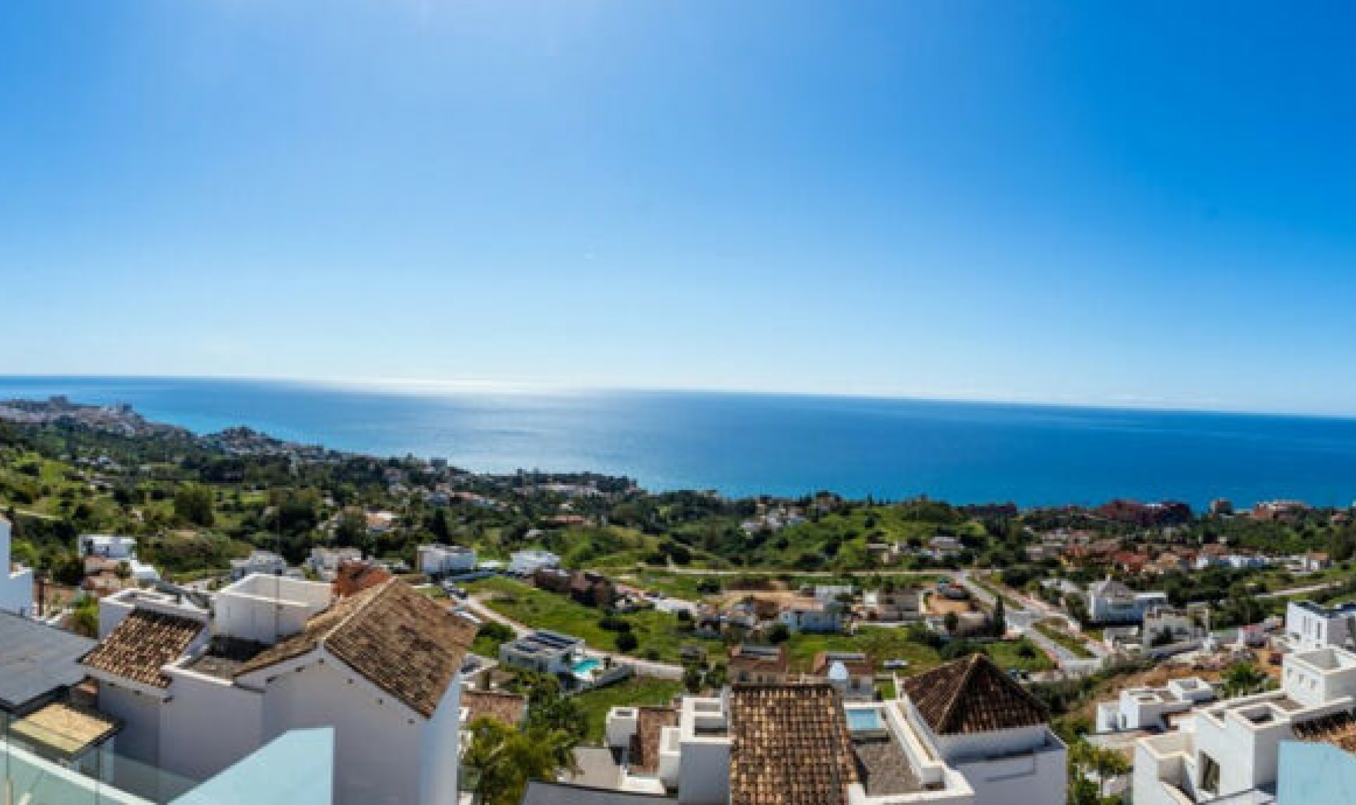 Resale - Apartment -
Benalmadena