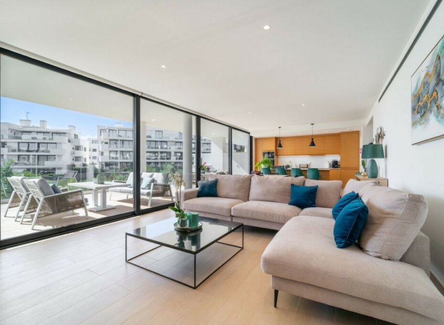 Resale - Apartment -
Benalmadena