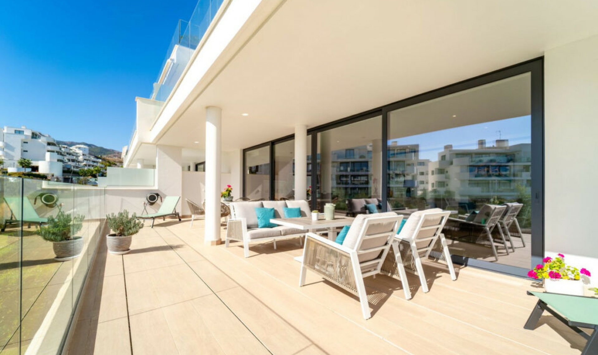 Resale - Apartment -
Benalmadena