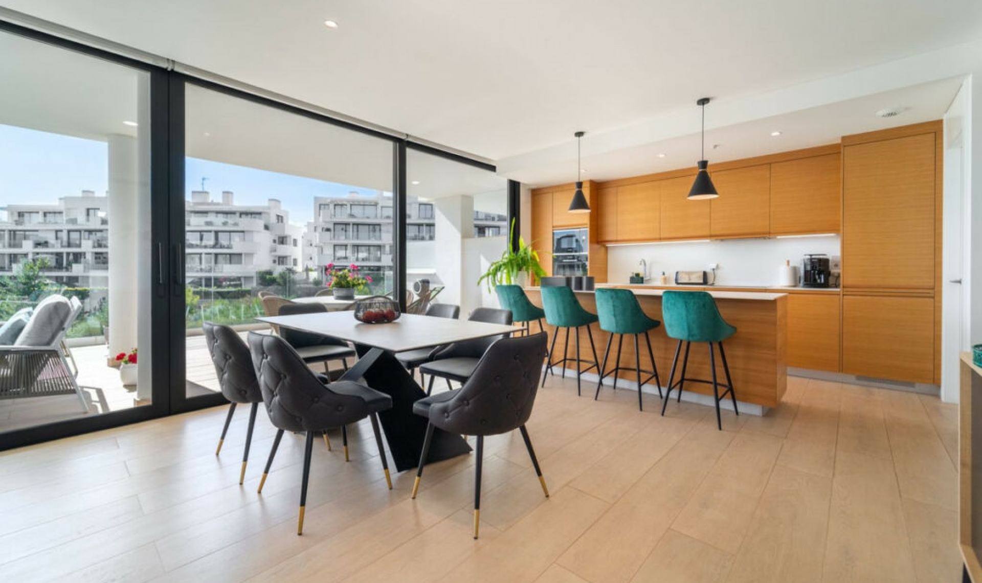 Resale - Apartment -
Benalmadena