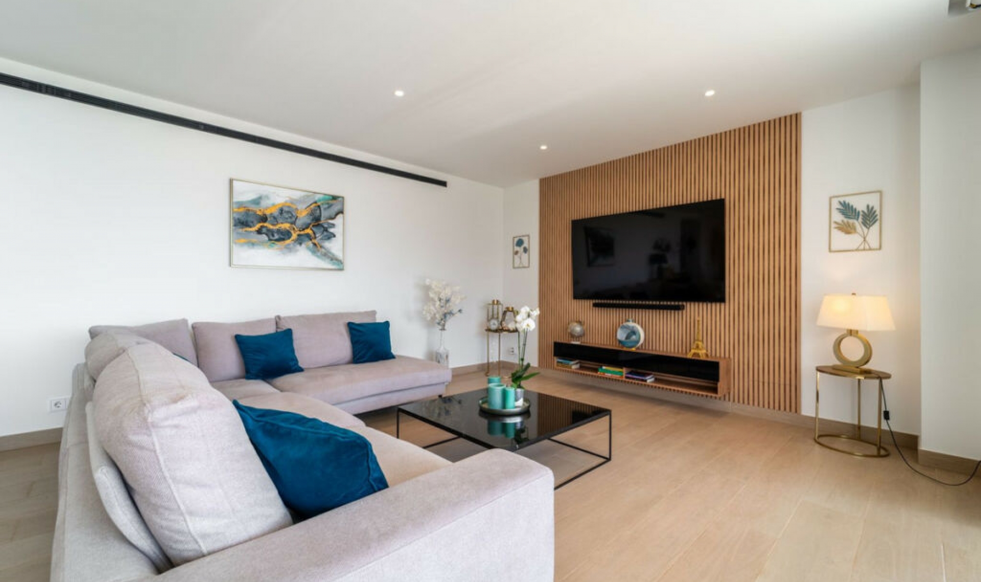 Resale - Apartment -
Benalmadena