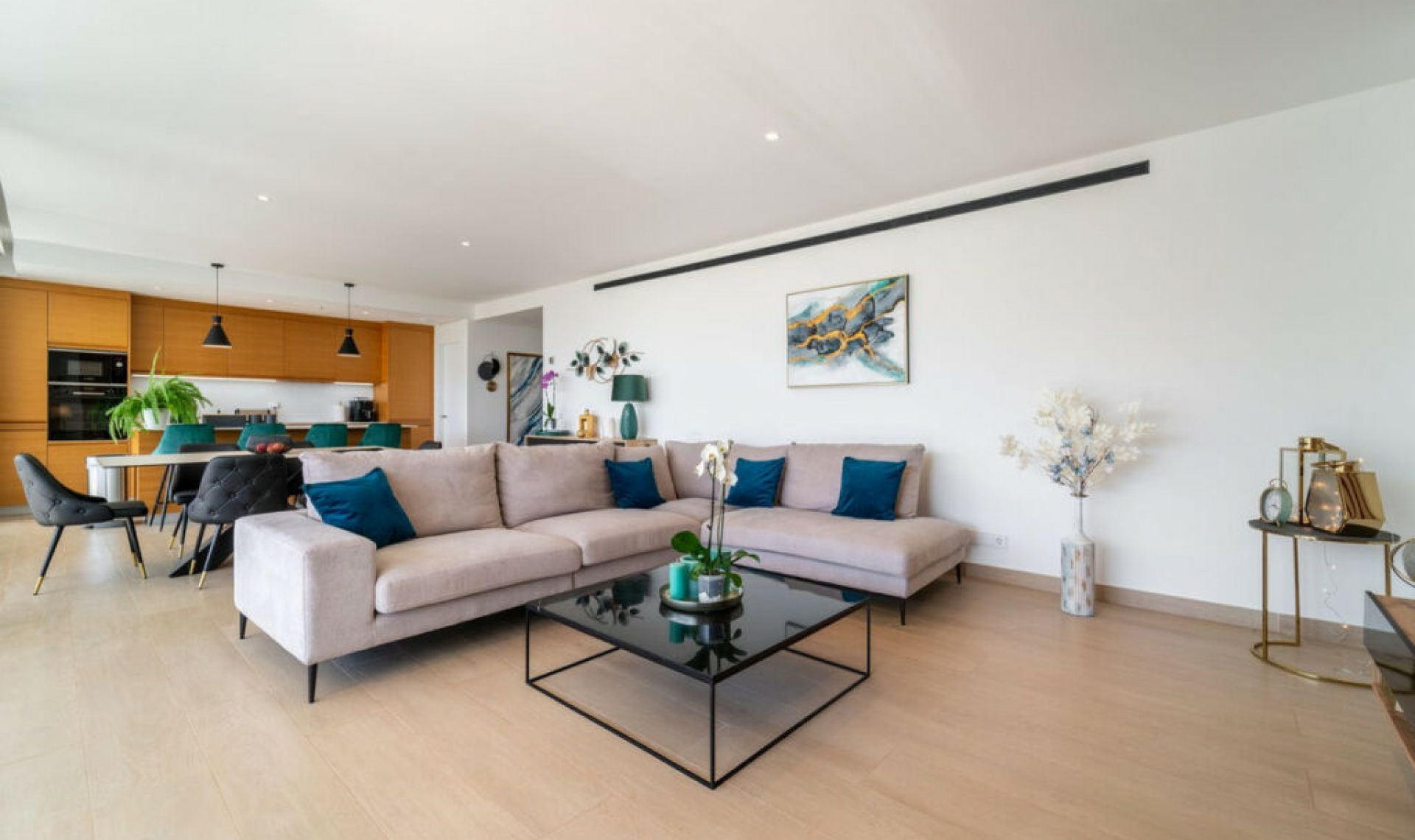 Resale - Apartment -
Benalmadena