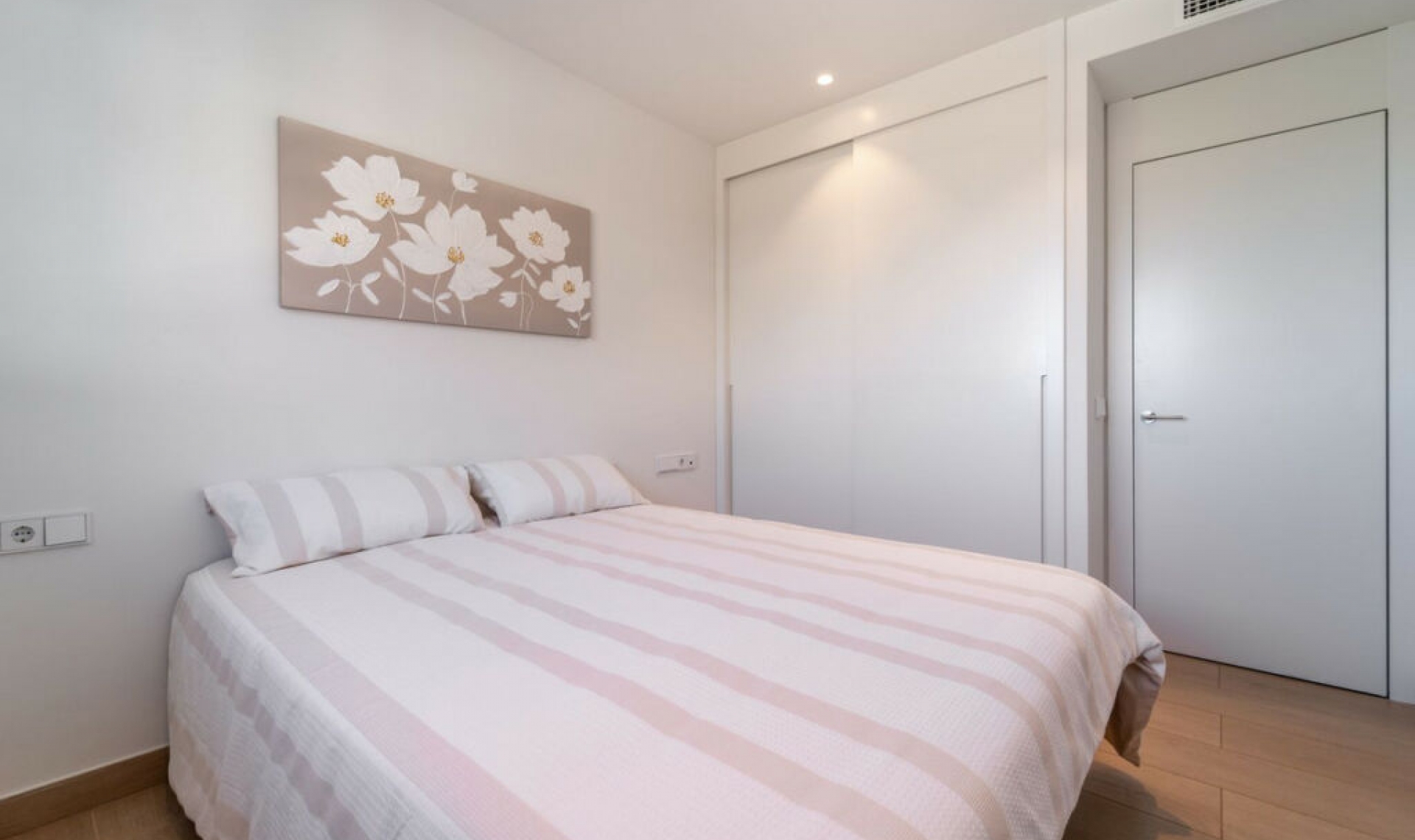 Resale - Apartment -
Benalmadena