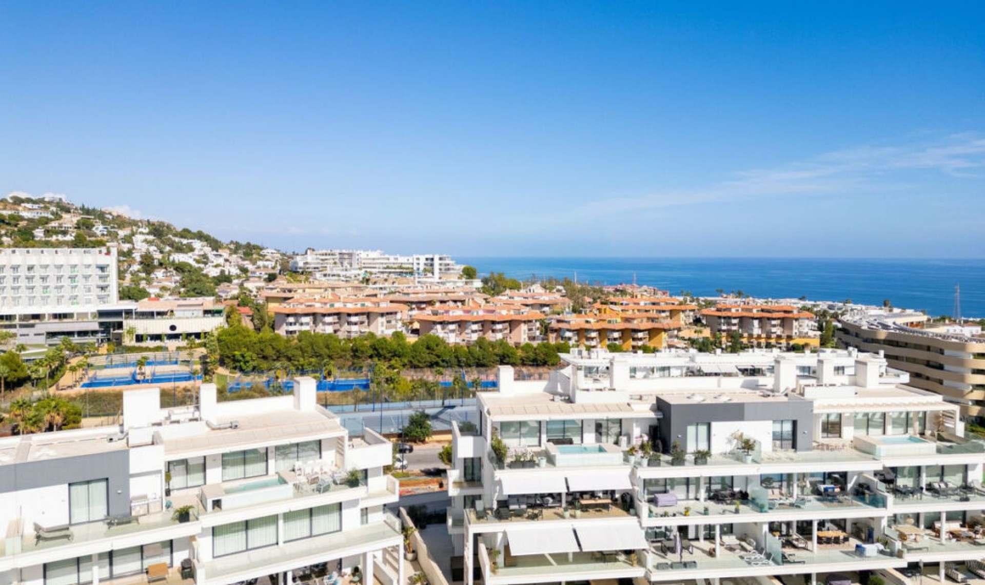 Resale - Apartment -
Benalmadena