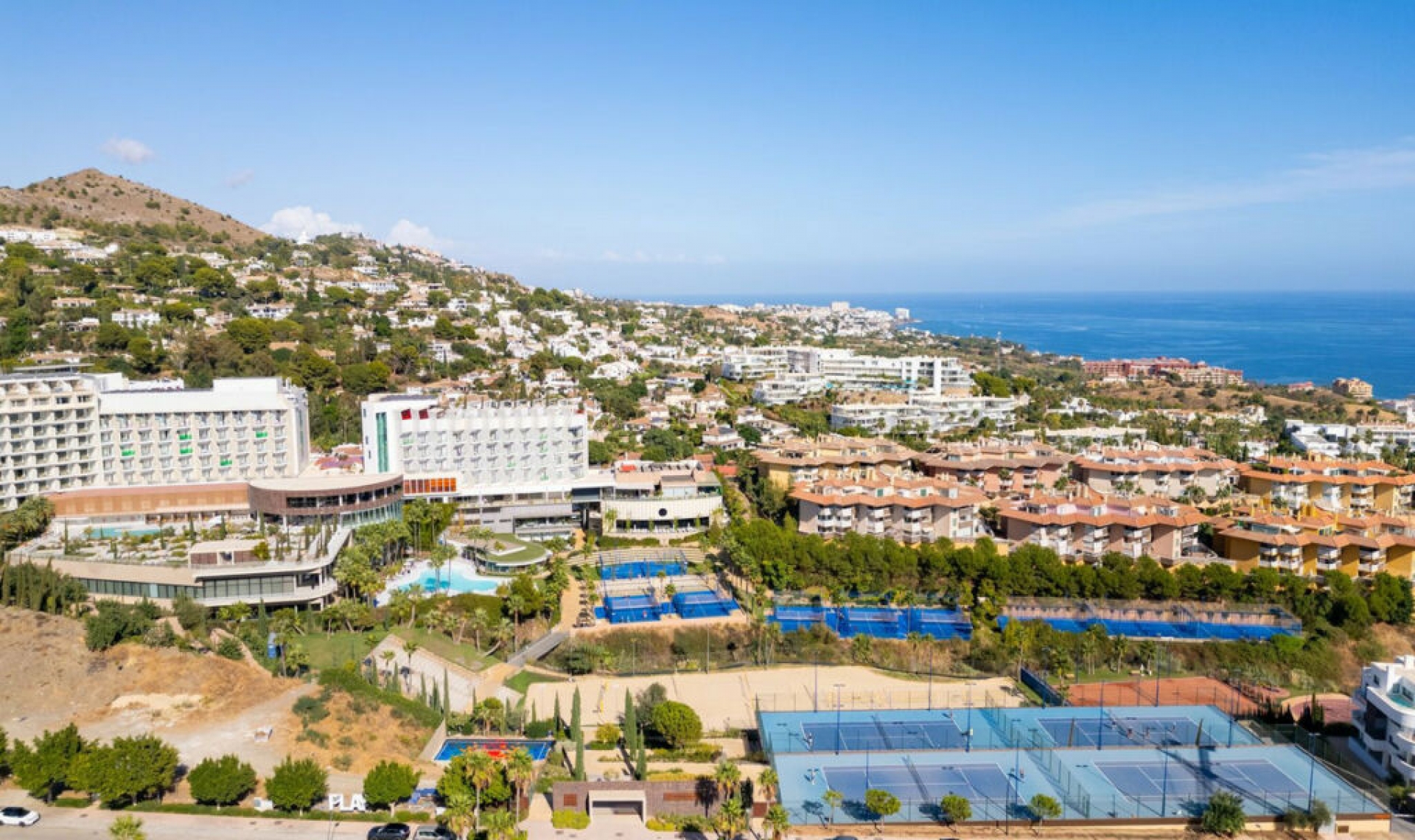 Resale - Apartment -
Benalmadena