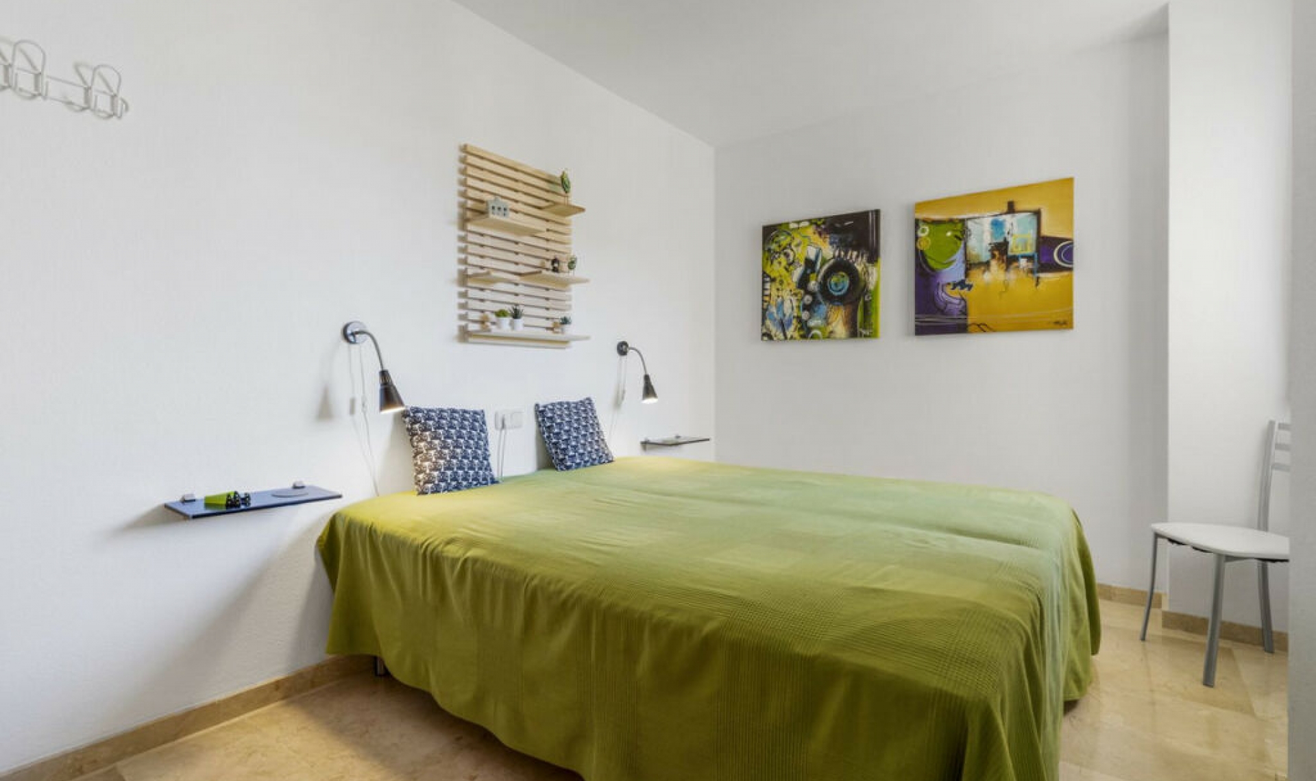 Resale - Apartment -
Benalmadena