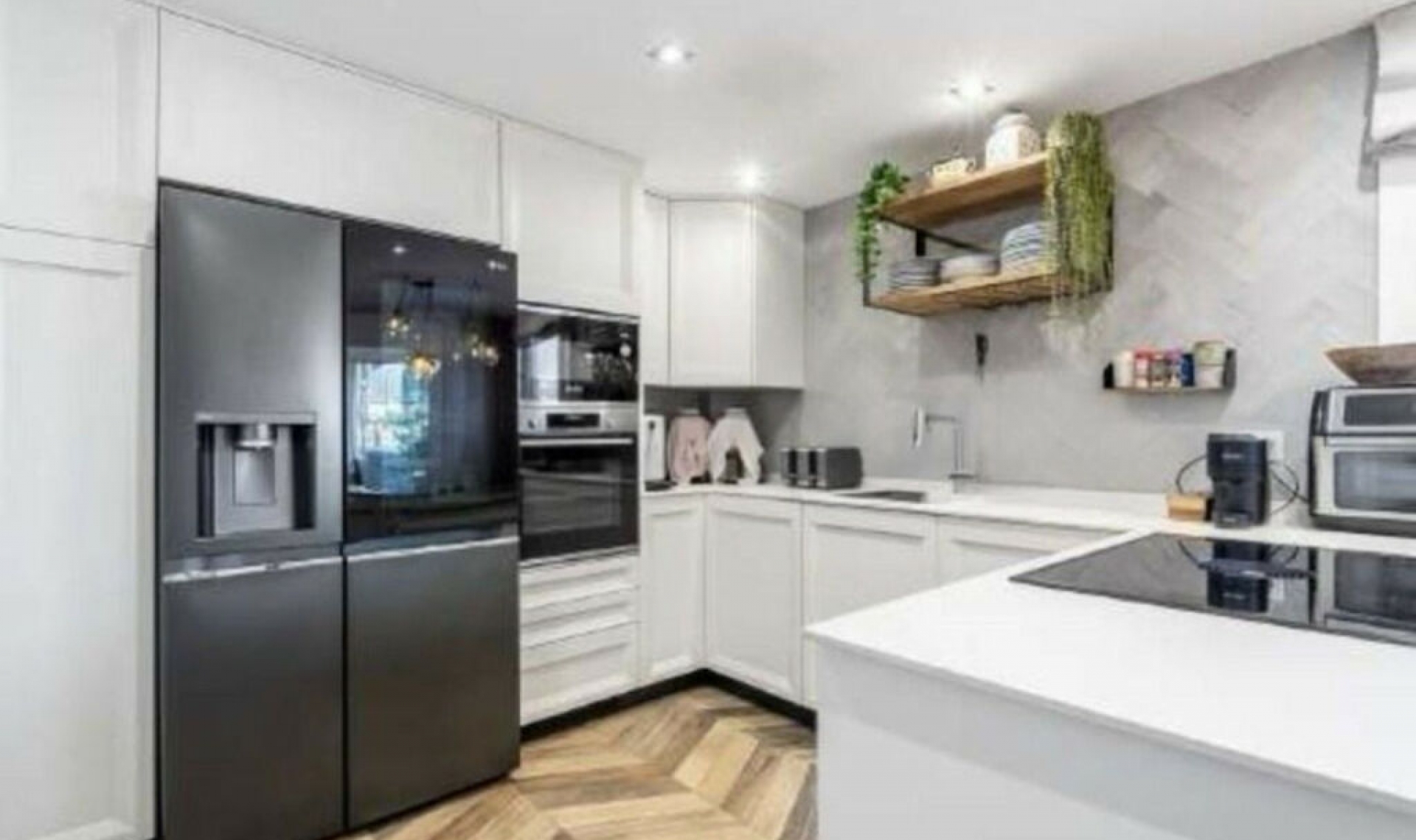 Resale - Apartment -
Benalmadena