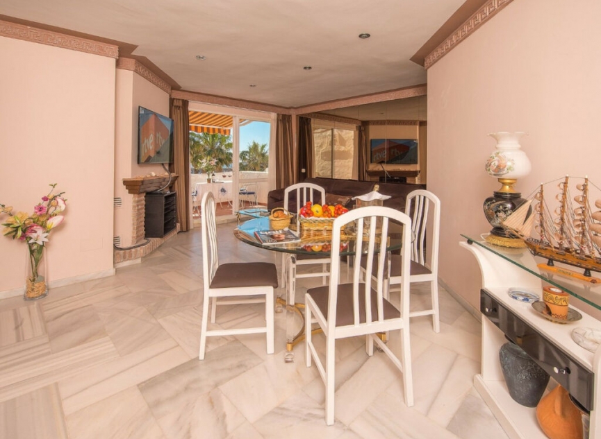 Resale - Apartment -
Benalmadena